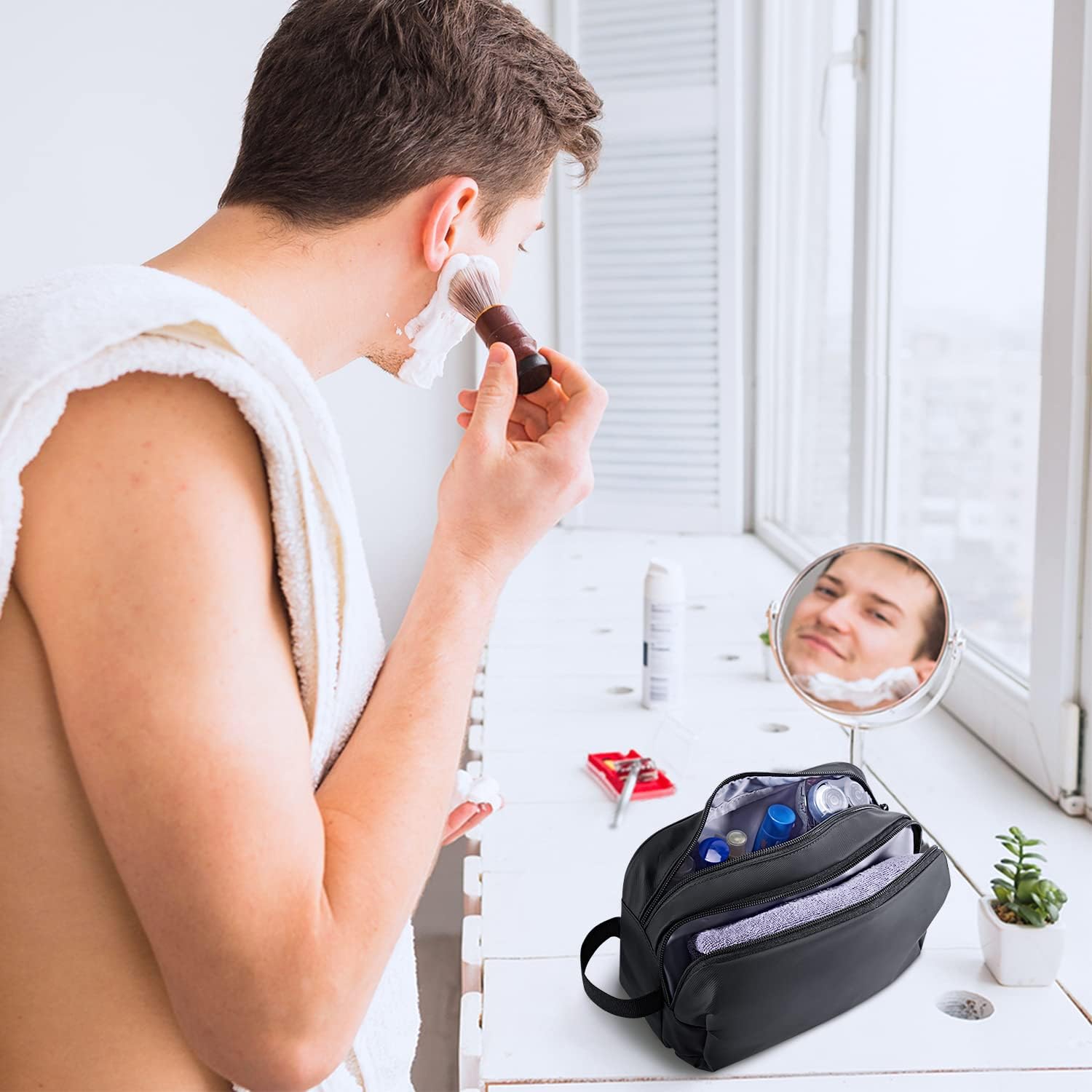 BAGSMART Toiletry Bag for Men, Travel Toiletry Organizer Dopp Kit Water-resistant Shaving Bag for Toiletries Accessories, Door Room Essentials,Black-basic - Image 6